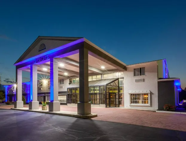 Days Inn by Wyndham Sandusky / Cedar Point hotel detail image 1