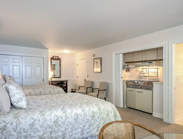 Wades Point Inn on the Bay hotel detail image 4