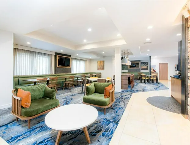 Fairfield Inn & Suites By Marriott - Brunswick hotel detail image 3