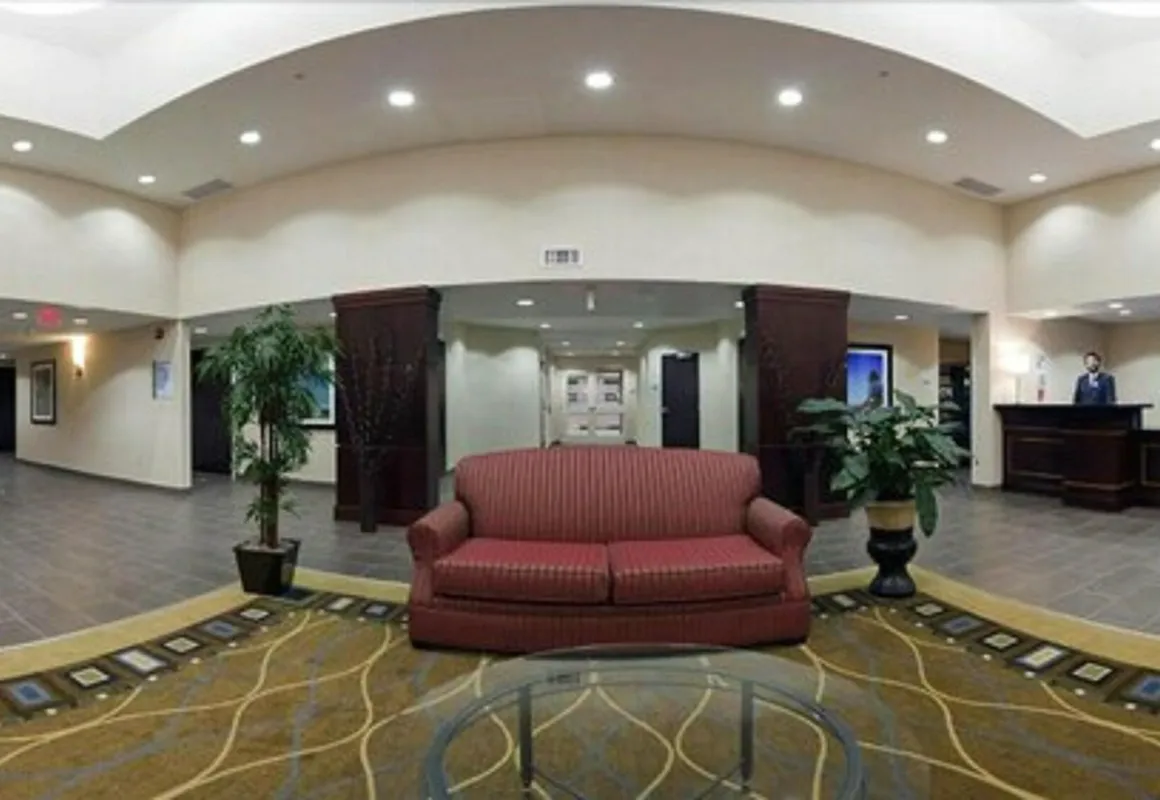 Holiday Inn Express & Suites Kincardine - Downtown hotel hero