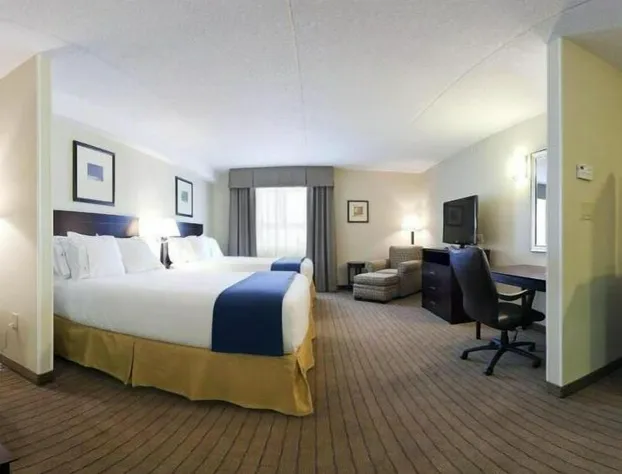 Holiday Inn Express & Suites Kincardine - Downtown hotel detail image 1