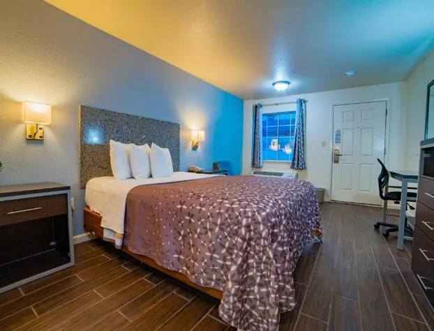 Turlock Inn hotel detail image 3