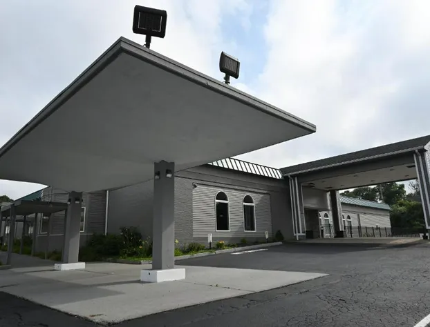 Whaler Inn and Suites hotel detail image 1