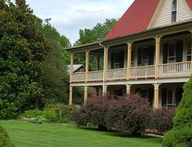 Hummingbird Inn hotel detail image 1