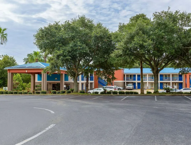 Days Inn by Wyndham Chipley hotel detail image 4