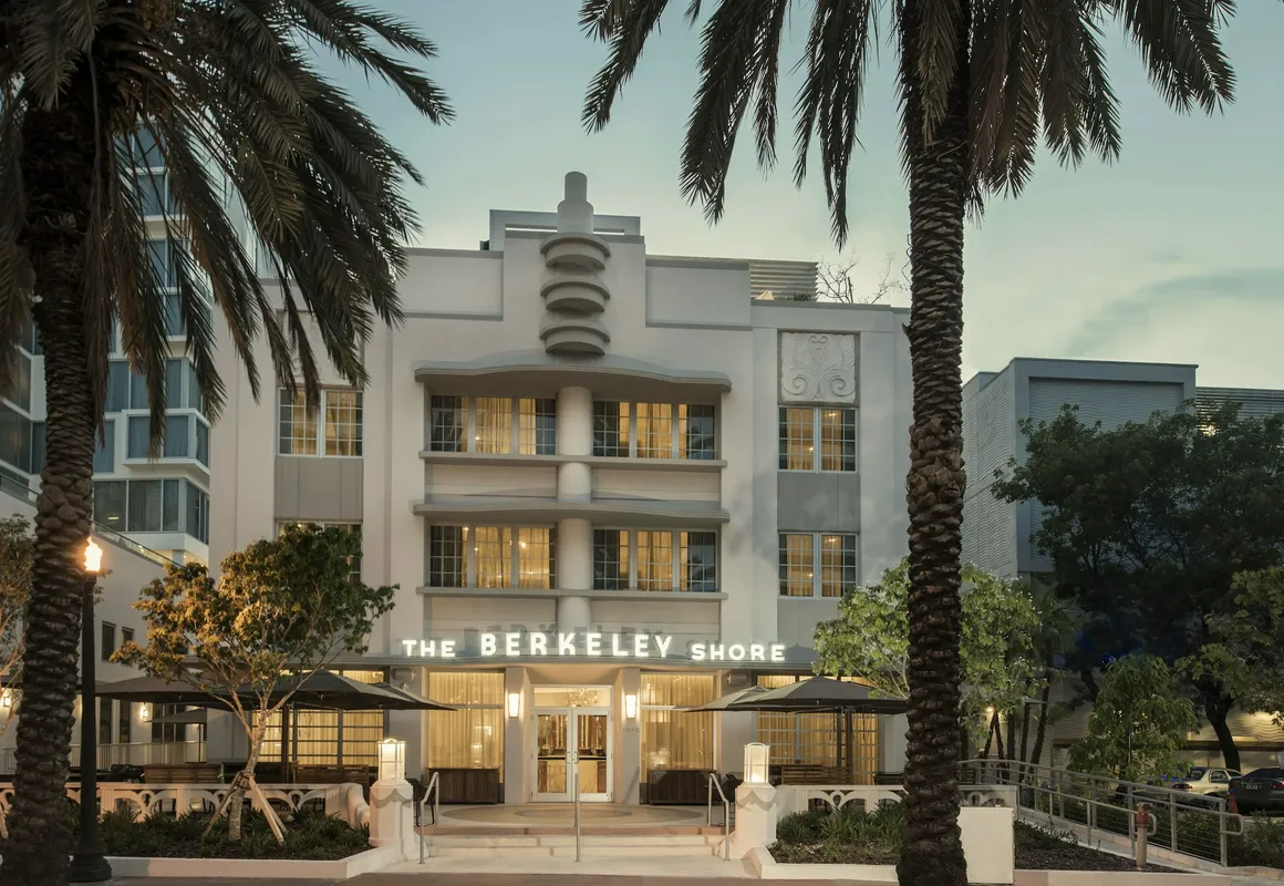 Iberostar Waves Berkeley Shore hotel hero