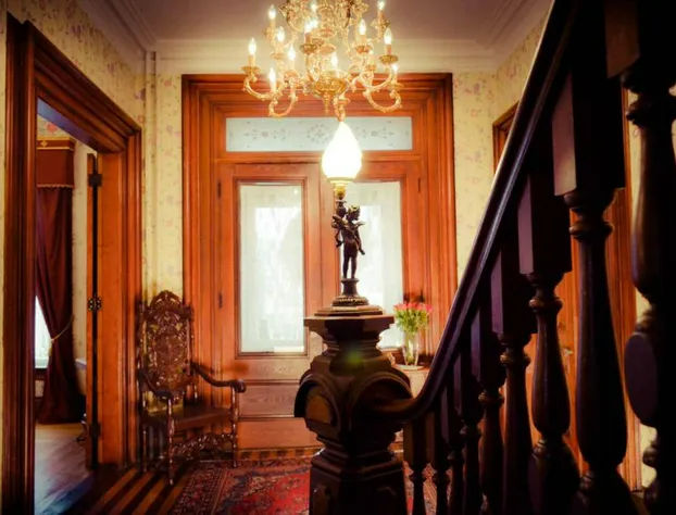 Queen Anne Inn hotel detail image 2