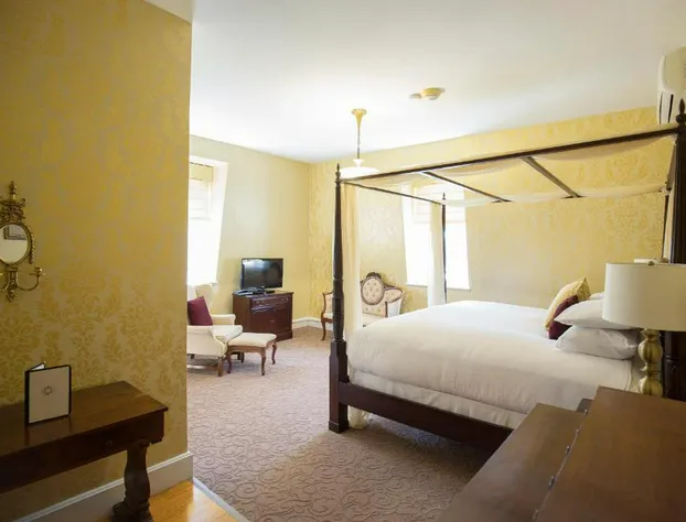 Queen Anne Inn hotel detail image 4