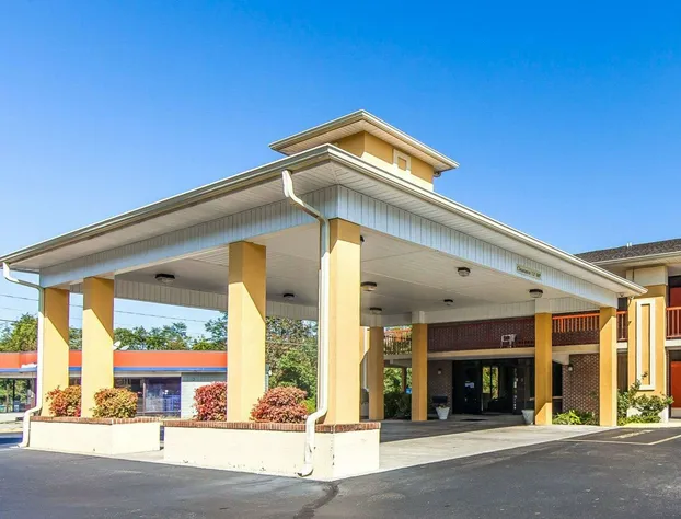 Quality Inn West hotel detail image 2