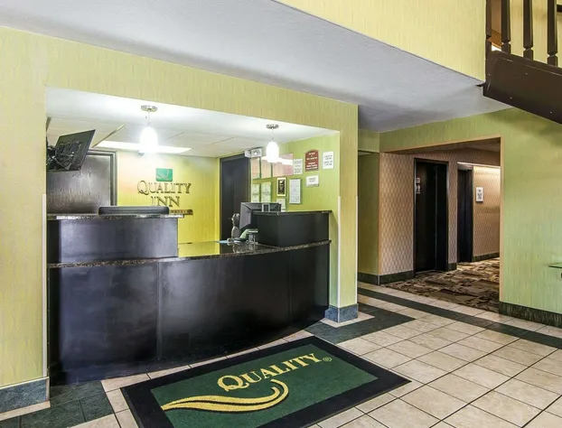 Quality Inn West hotel detail image 4