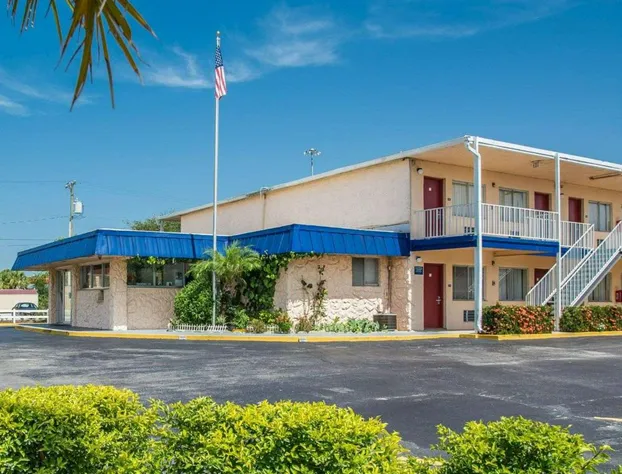 Rodeway Inn Fort Pierce I-95 hotel detail image 2