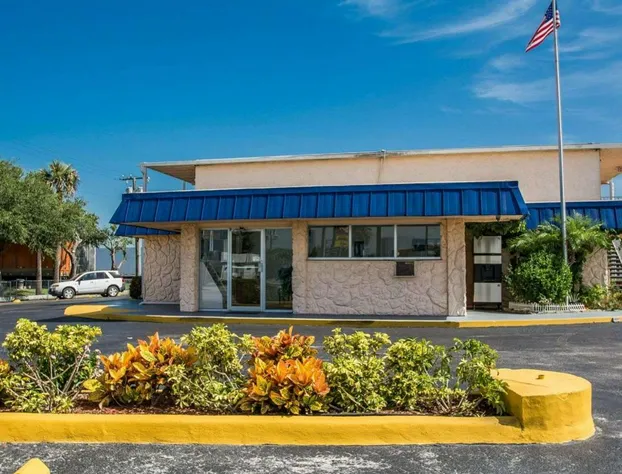 Rodeway Inn Fort Pierce I-95 hotel detail image 3