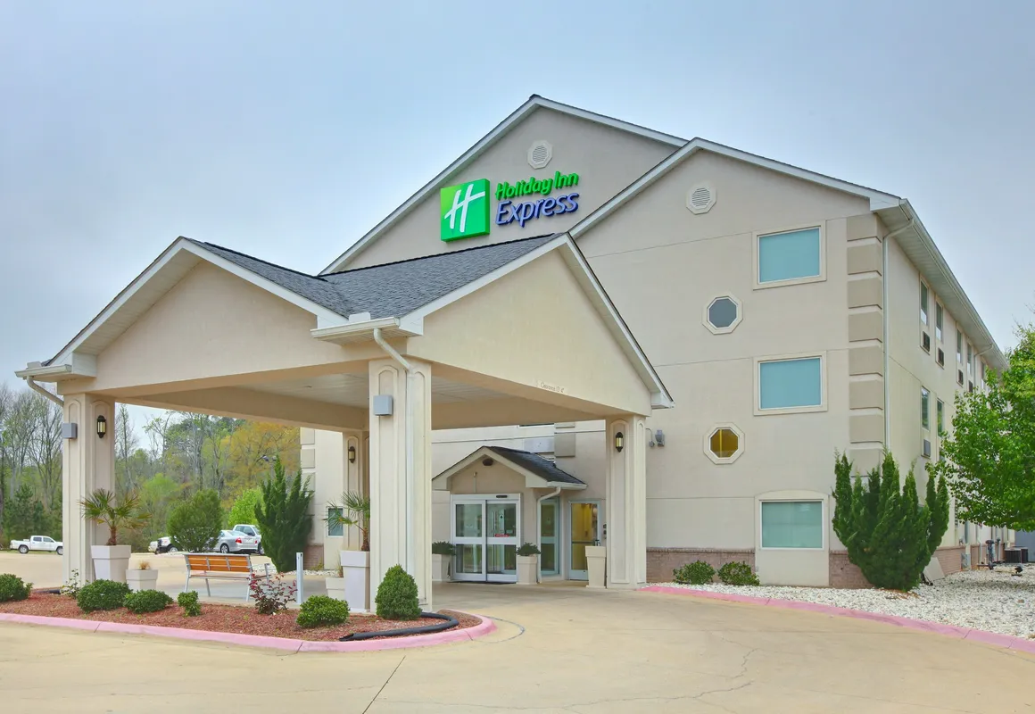 Holiday Inn Express Hotel & Suites by IHG hotel hero