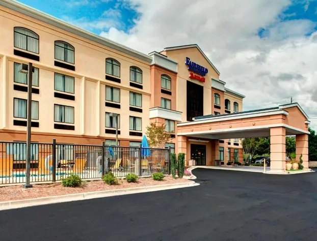 Fairfield Inn & Suites by Marriott Anniston Oxford hotel detail image 1