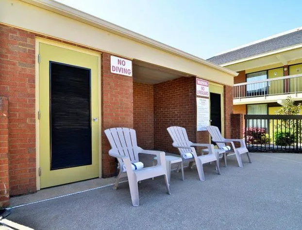 Best Western Fayetteville Inn hotel detail image 1