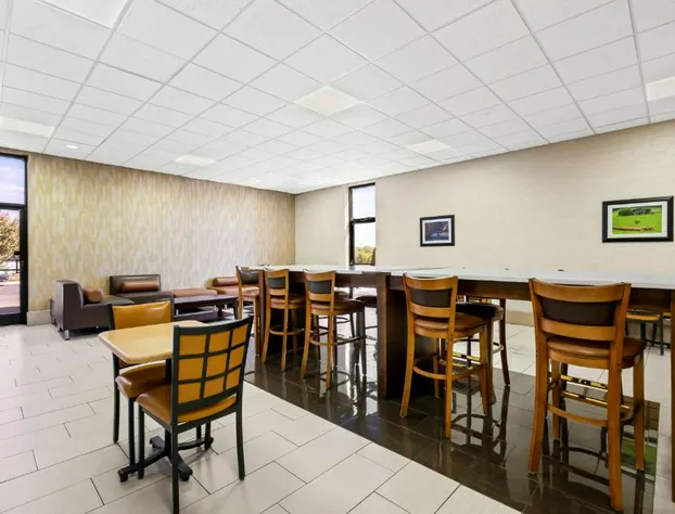 Best Western Fayetteville Inn hotel detail image 4