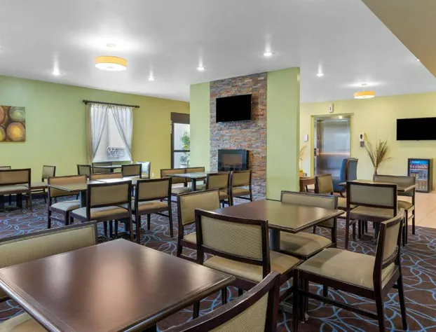 Best Western Plus Covered Bridge Inn hotel detail image 4