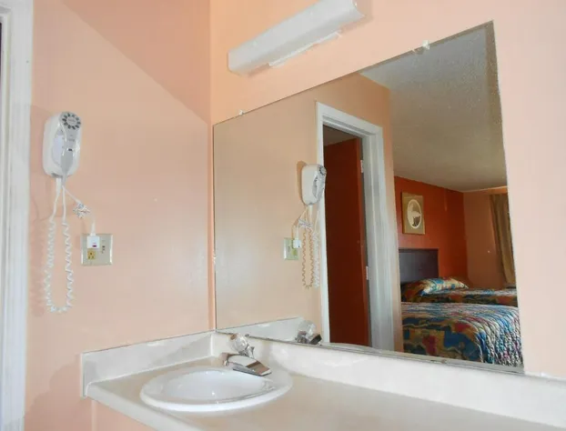 Budget Inn Siloam Springs hotel detail image 3