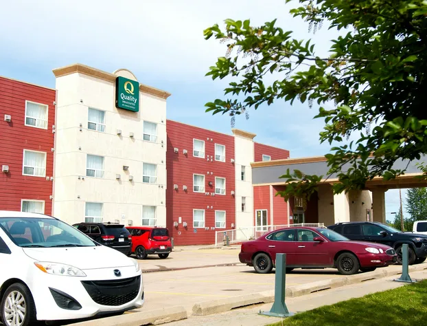 Quality Inn & Suites hotel detail image 1