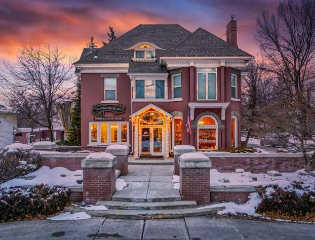 The Anniversary Inn Logan hotel detail image 2