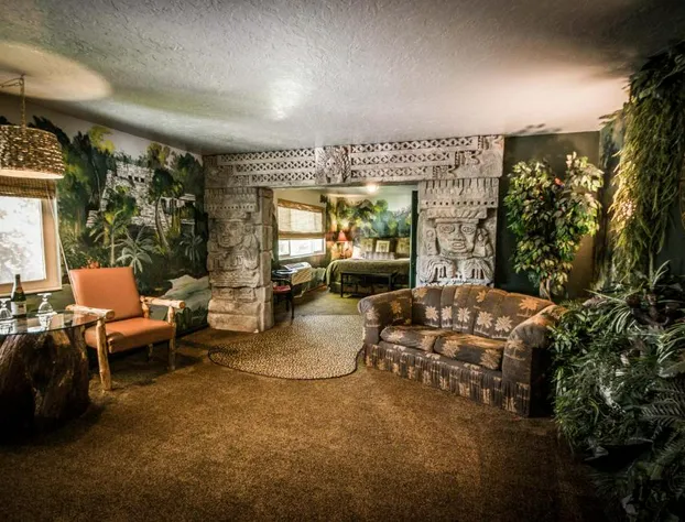 The Anniversary Inn Logan hotel detail image 3