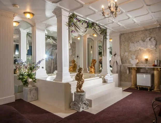 The Anniversary Inn Logan hotel detail image 2