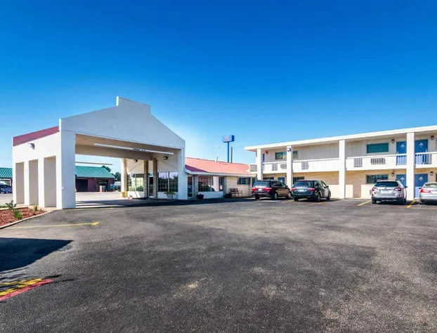 Motel 6 Childress, TX hotel detail image 1