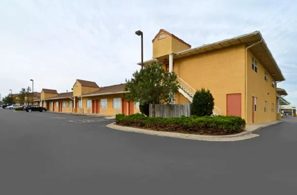 SureStay Hotel by Best Western Ottawa hotel detail image 2