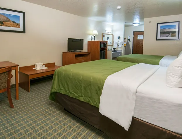 Quality Inn Alpine hotel detail image 2