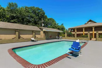 Best Western Delhi Inn hotel detail image 4