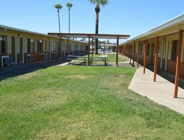 Gateway Inn hotel detail image 1