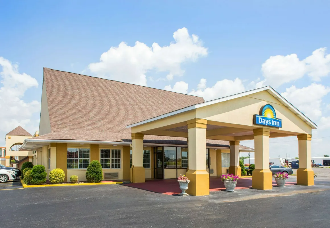 Days Inn by Wyndham Blytheville hotel hero