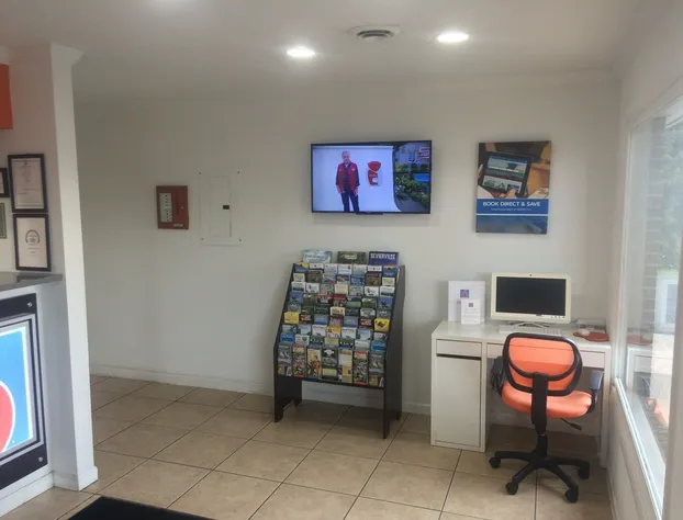 Motel 6 Hillsville, VA hotel detail image 3