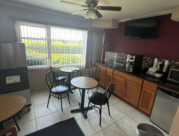 Royal Rest Motel hotel detail image 4