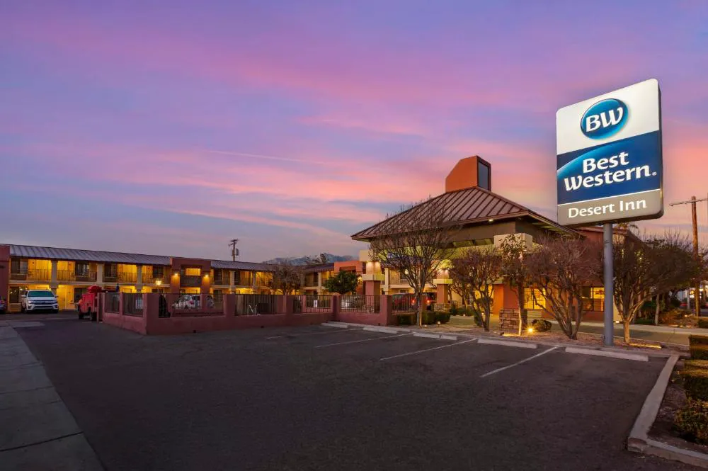 Best Western Desert Inn hotel hero