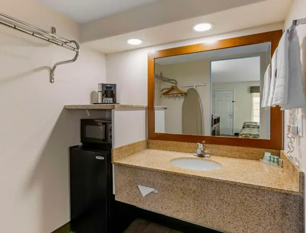 Best Western Desert Inn hotel detail image 4