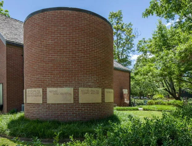 New Harmony Inn Resort and Conference Center hotel detail image 2