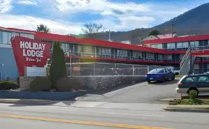 Holiday Lodge Virginia hotel hero