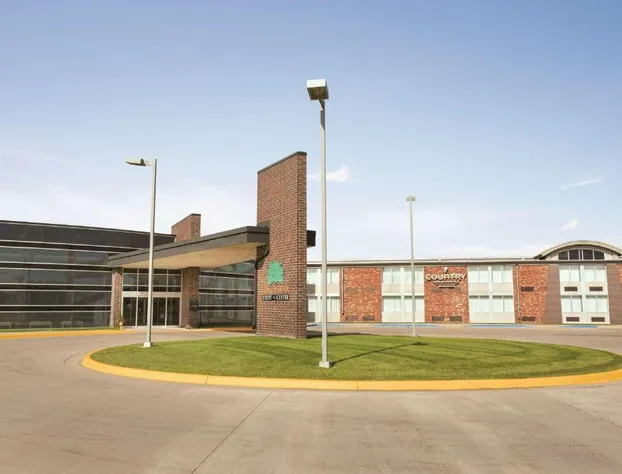 Country Inn & Suites by Radisson, Fergus Falls, MN hotel detail image 4