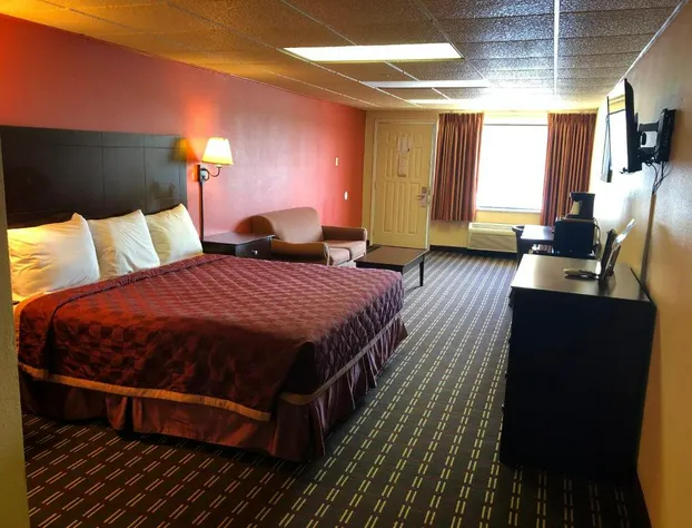 Executive Inn & Suites hotel detail image 4