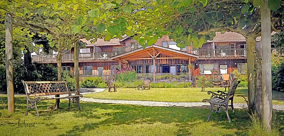 Kiwi Cove Lodge hotel hero