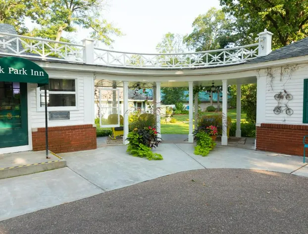 Oak Park Inn hotel detail image 2