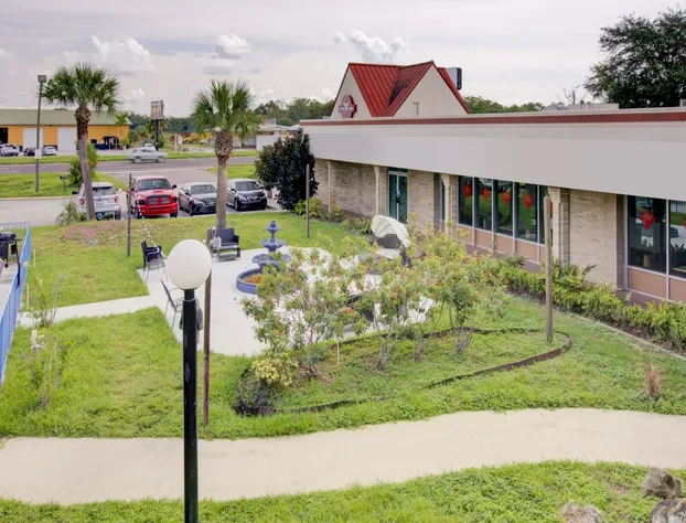 OYO Hotel Dundee By Crystal Lake hotel detail image 1