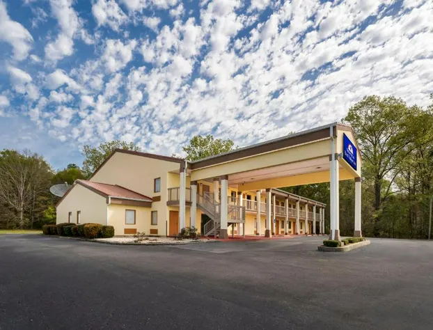 Americas Best Value Inn Montezuma hotel detail image 1