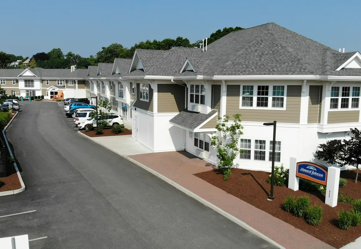 Howard Johnson by Wyndham Quincy/Boston hotel hero