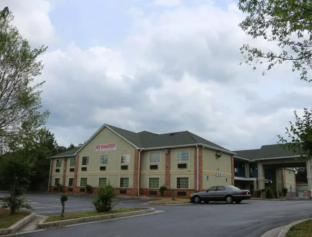 Magnolia Bay Hotel & Suites hotel detail image 4