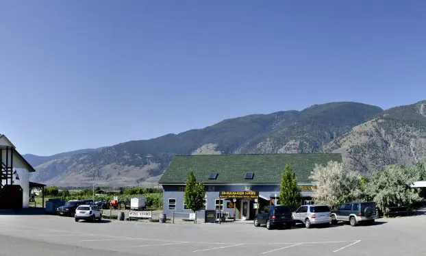 Crowsnest Vineyards Guesthouse hotel detail image 1