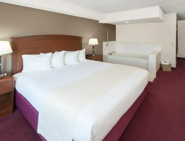 AmericInn by Wyndham Iowa Falls hotel detail image 4