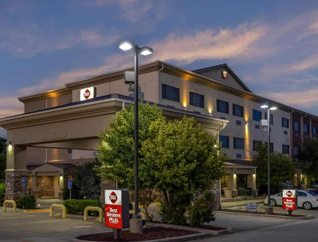 Best Western Plus Shamrock Inn & Suites hotel detail image 1