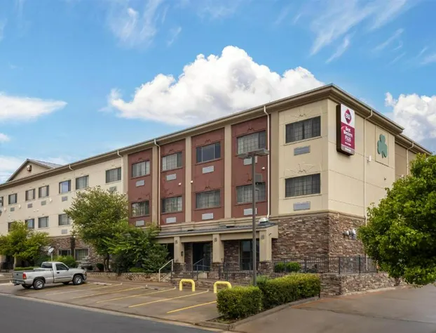 Best Western Plus Shamrock Inn & Suites hotel detail image 2